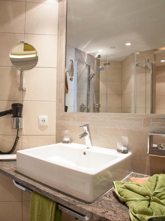 Hotel Neder Ischgl Habitación foto